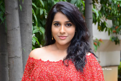 Rashmi Gautham At Next Nuvve Teaser Launch